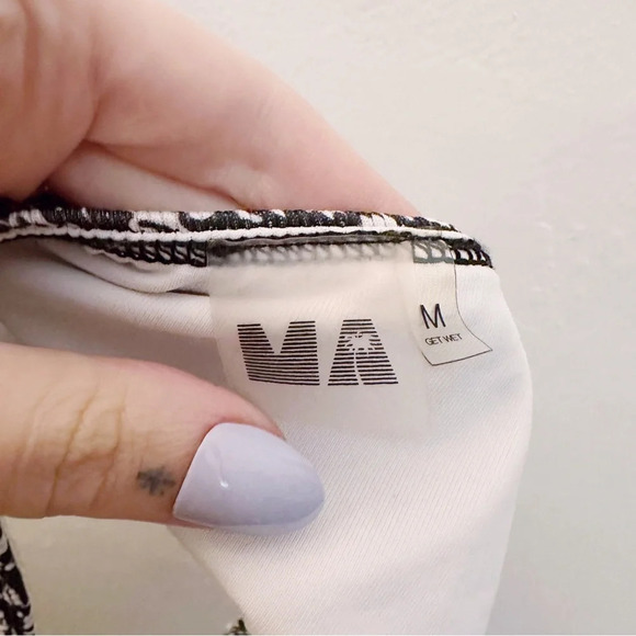 Minimale Animal One Shoulder Bikini Top Printed - Picture 4 of 5